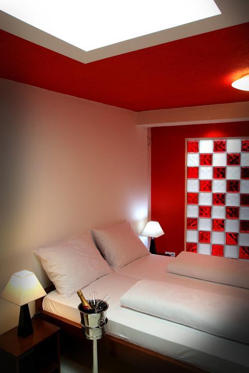 Hotel Carpymore Biograd Na Moru Extérieur photo